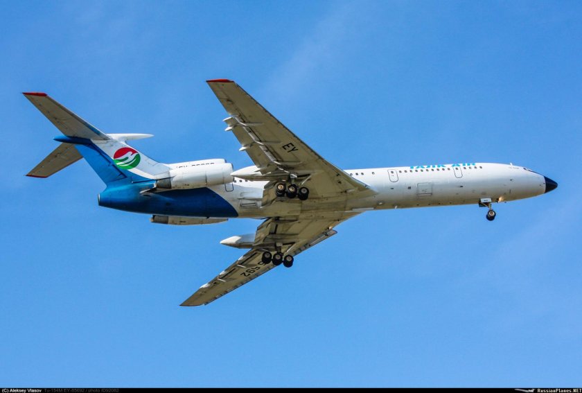 Ту 154 таджик эйр