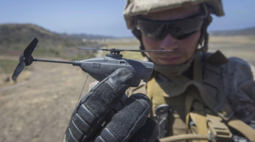 Дрон black hornet 3