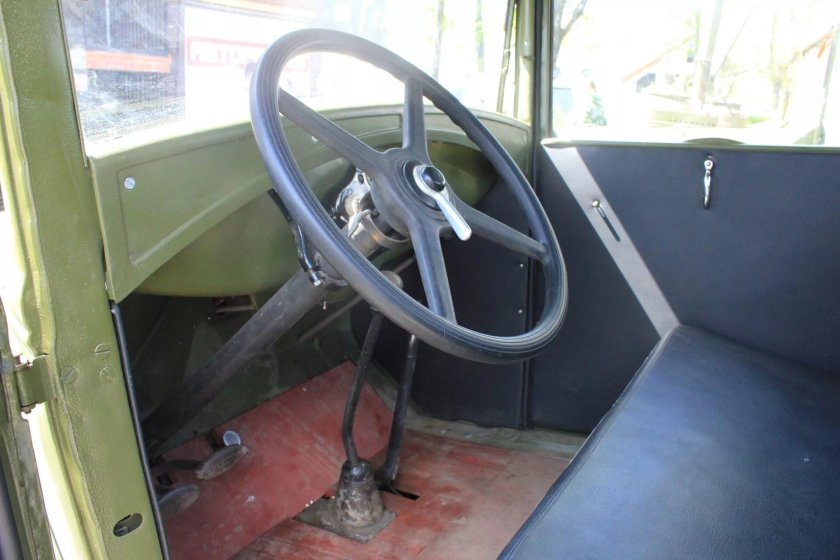 ГАЗ-АА полуторка кабина