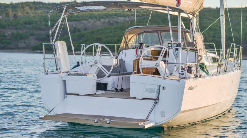 Elan e4 парусная яхта