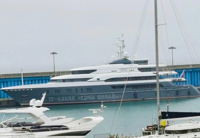 Яхта Клио Дерипаска