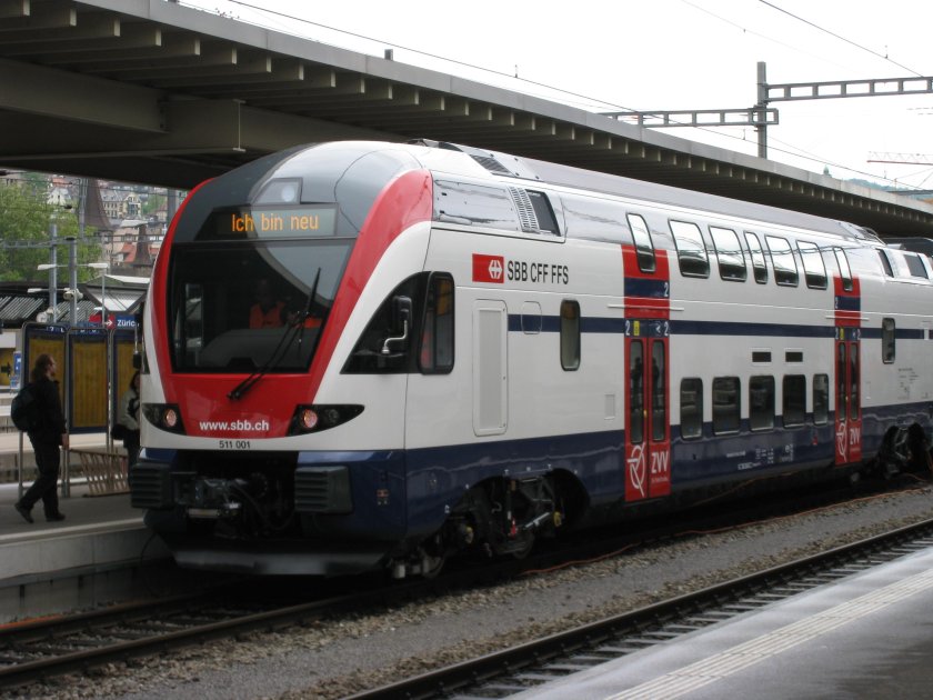 Двухэтажный поезд Штадлер