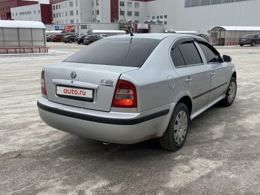 Шкода октавия 2003