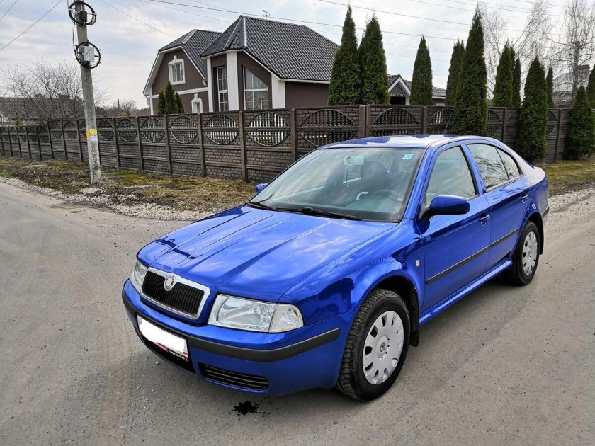Шкода Октавия 2007 1.6