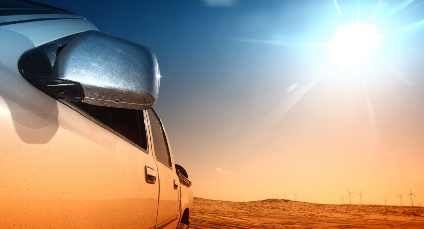 Машина на солнце