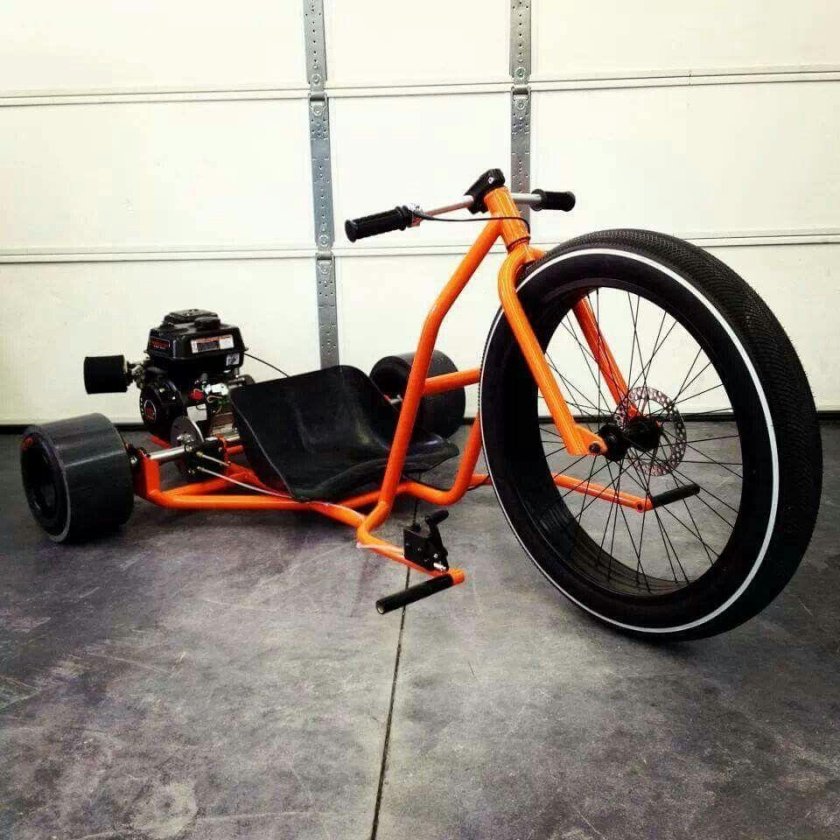 Трёхколёсный дрифт трайк