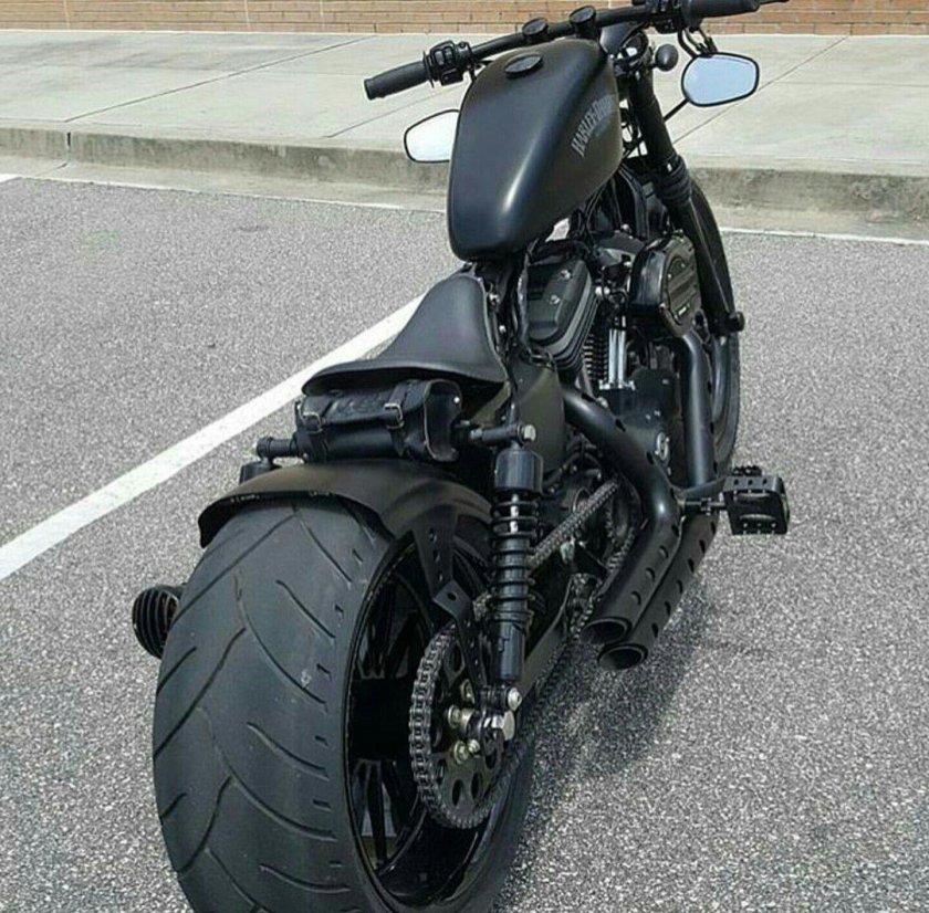 Harley Davidson Sportster 883 Custom
