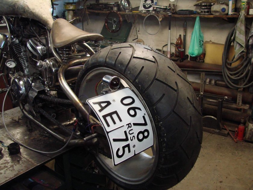 Honda Steed 400 с широким колесом