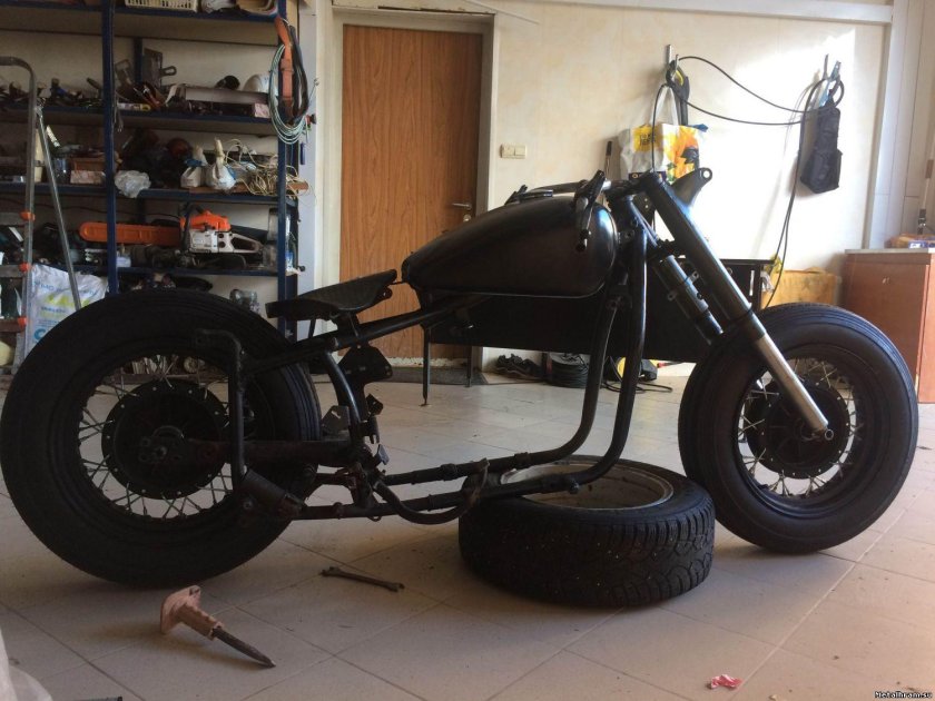 R16 на мотоцикл Урал