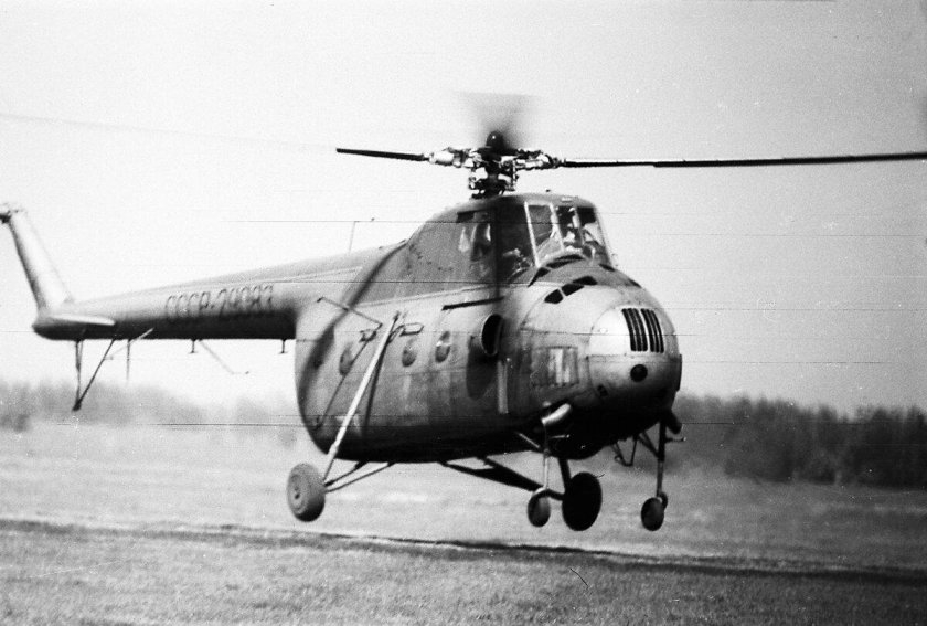 Ми-4 вертолёт