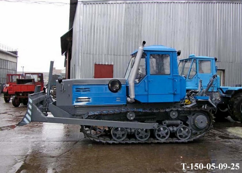Т150 трактор бульдозер