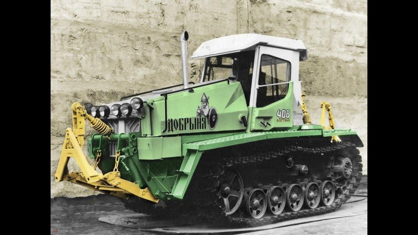 Трактор т408 Добрыня