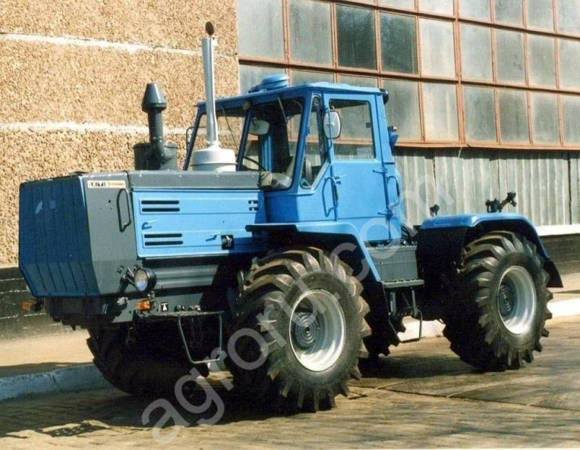Трактор ХТЗ-150к