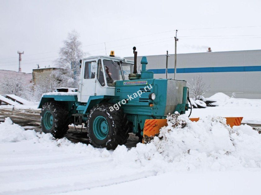Трактор т 150 с отвалом