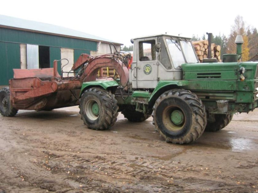 Т 150 скрепер