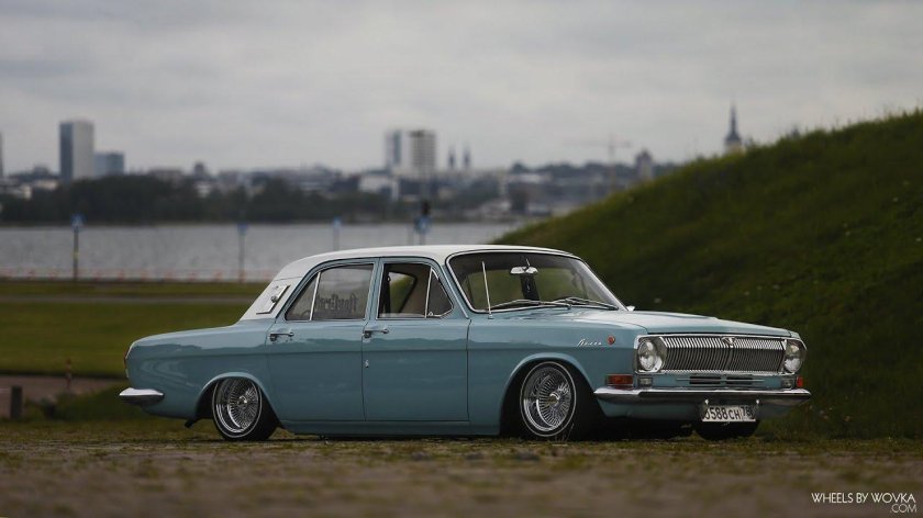 Волга ГАЗ 24 лоурайдер