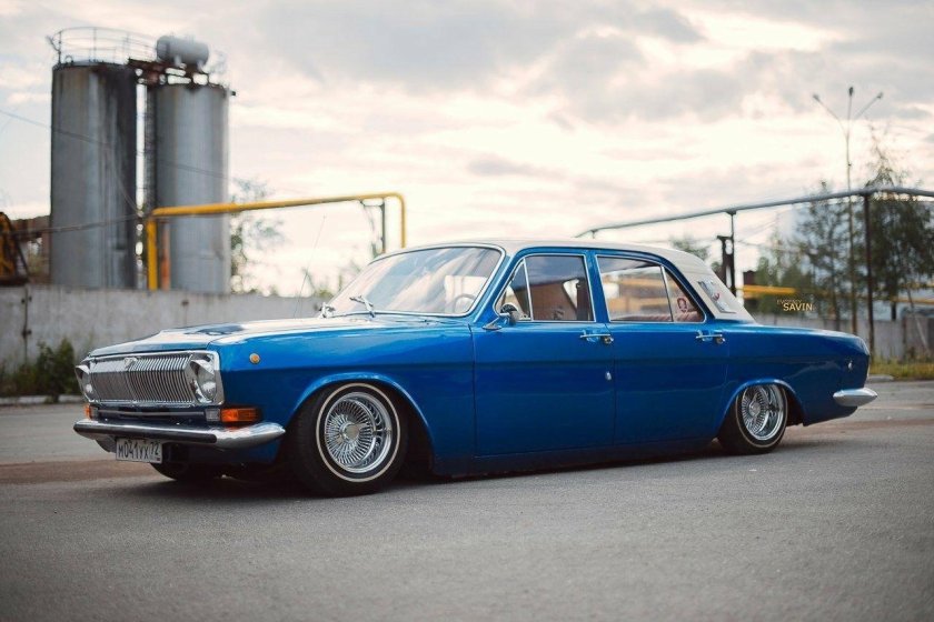 Волга ГАЗ 24 лоурайдер