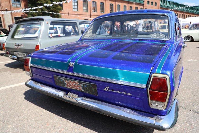 Волга газ 24 лоурайдер