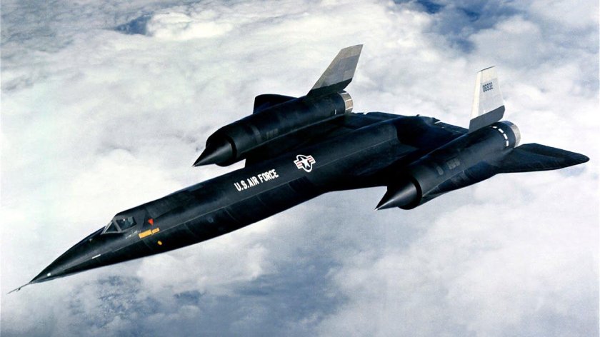 Черный дрозд самолет sr 71