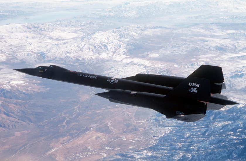 Самолет SR-71 Blackbird