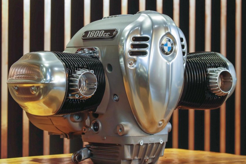 BMW r18 двигатель