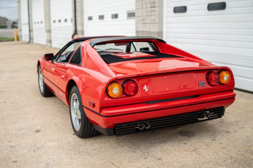 Ferrari 328 GTS