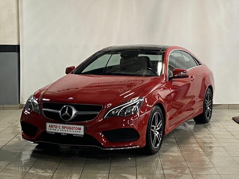 Mercedes-Benz e-класс IV дорестайл красный