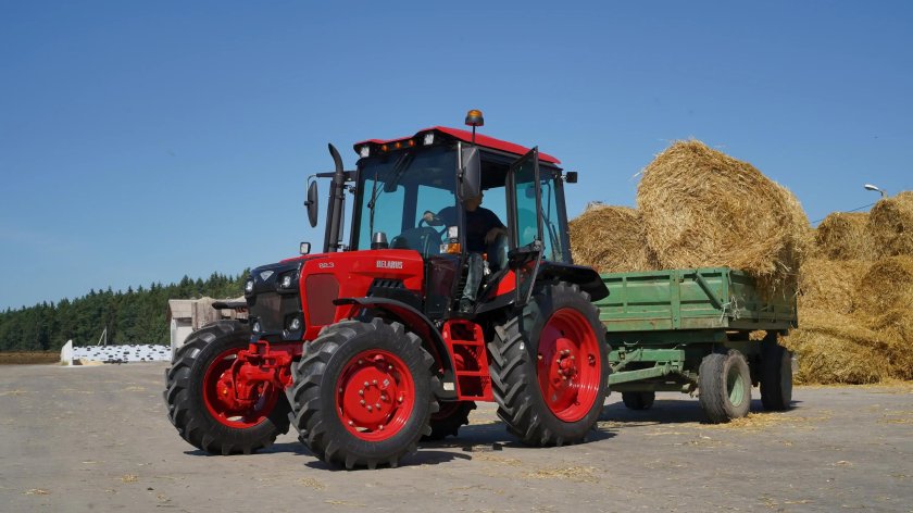 Трактор беларус новый