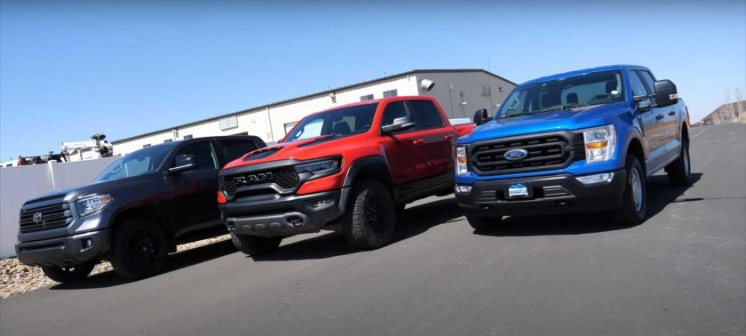 Ford f150 Raptor vs Toyota Tundra