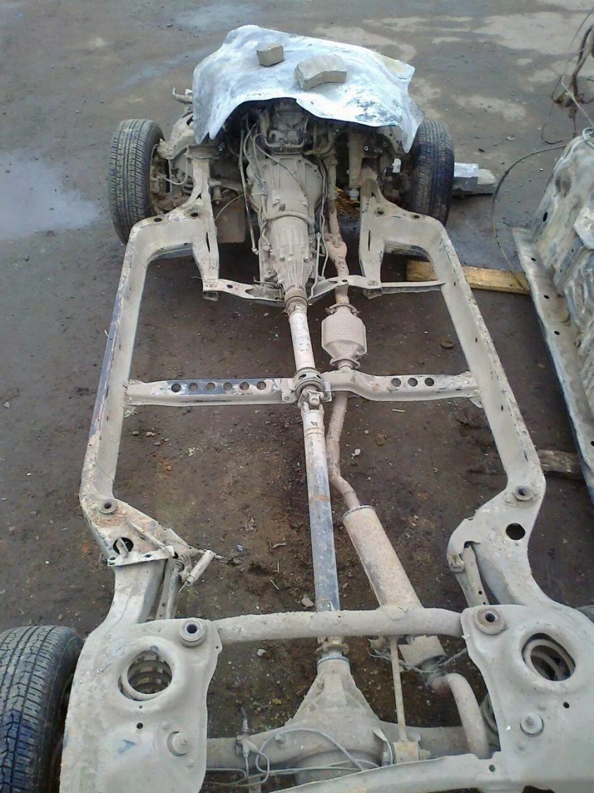 Рама Toyota Crown 130