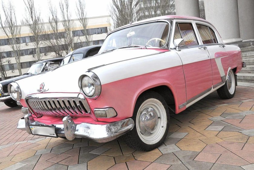 Волга ГАЗ 19