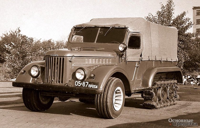 Полугусеничный ГАЗ 69