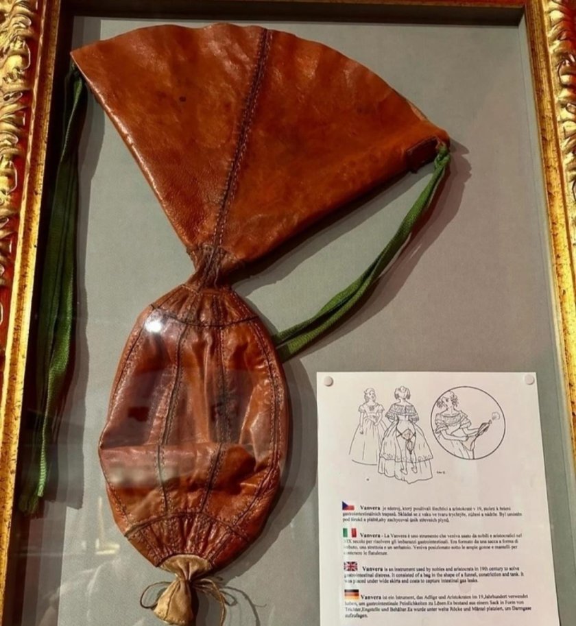 Средневековая дама