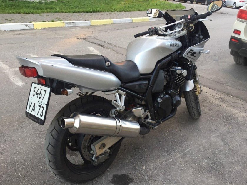 Ямаха фазер 400