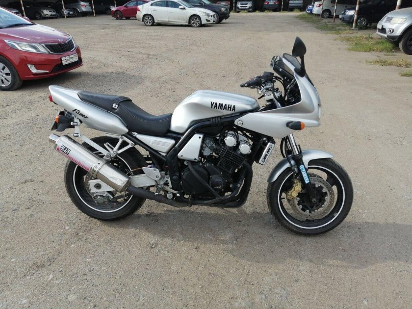 Ямаха fz 400