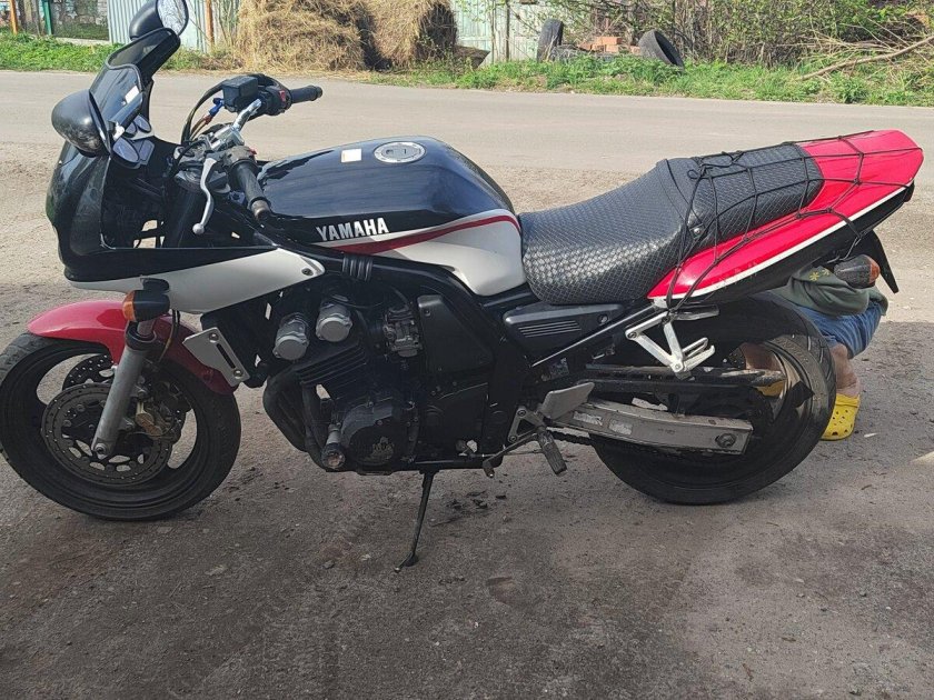 Yamaha fzs 600 fazer