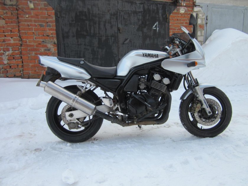 Fazer 400