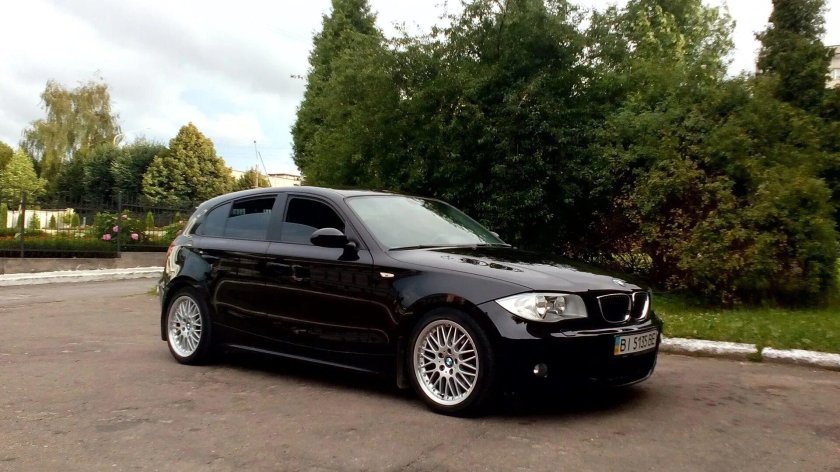 R17 BMW e81