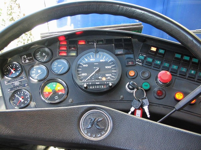 Приборная панель МАЗ 6501