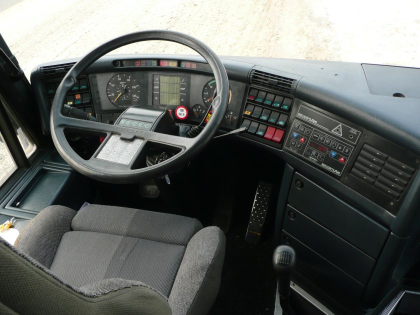 Neoplan n116 кабина