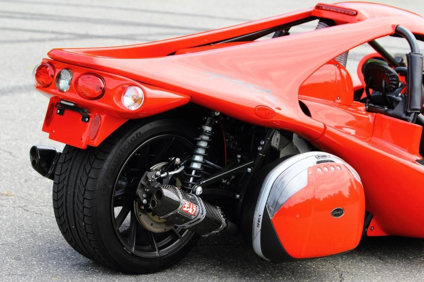 Трёхколёсный автомобиль