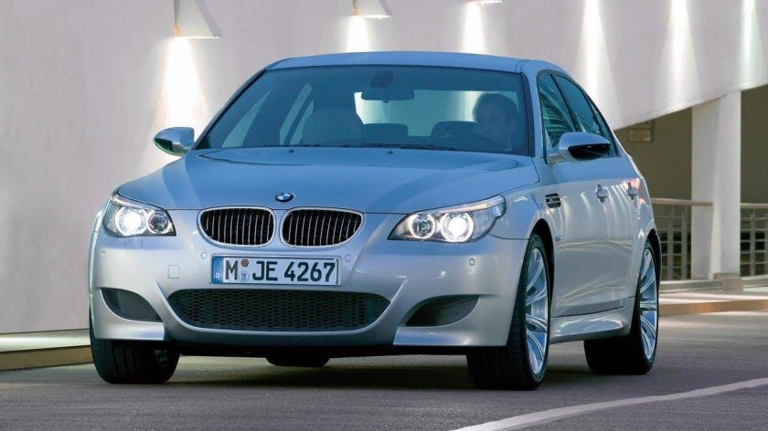 БМВ m5 e60