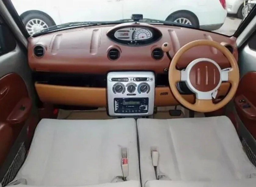 Toyota will vi, 2000