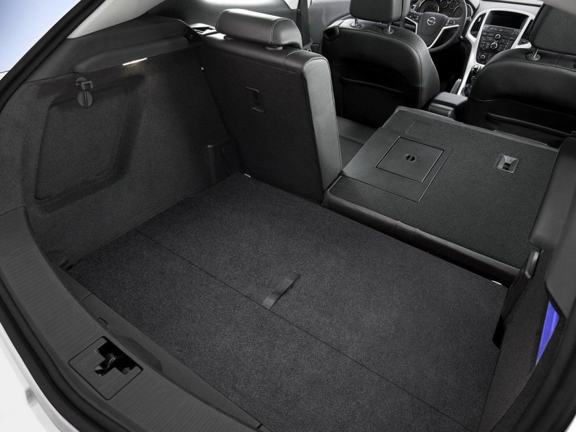 Багажник Опель Астра хэтчбек 2012