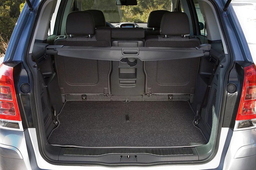 Опель Зафира 2011 багажник