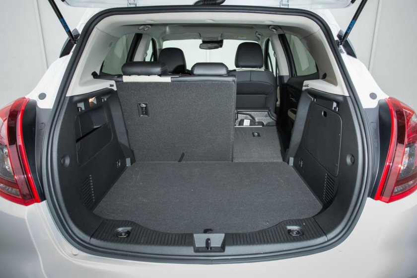 Opel Mokka 2014 багажник