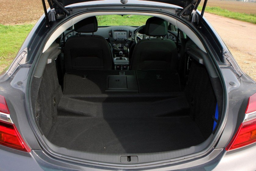 Opel Insignia 2014 багажник