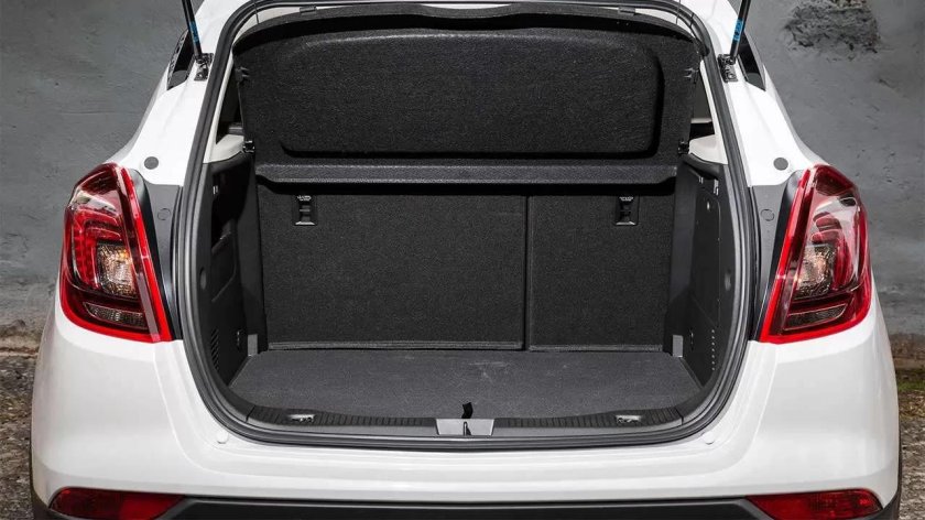 Opel Mokka 2014 багажник