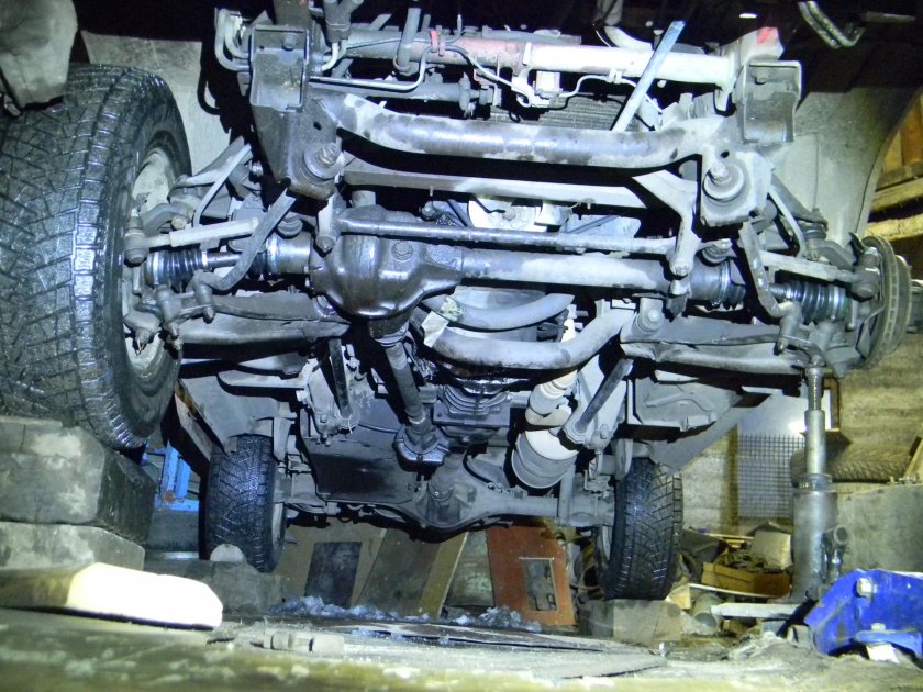 Isuzu Trooper 1 подвеска