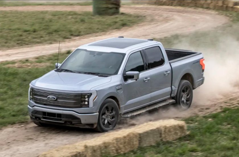 Ford f150 lightning 2022